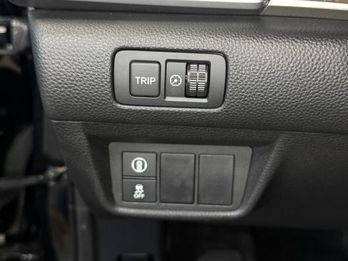 Used 2019 Honda Accord EX image 18