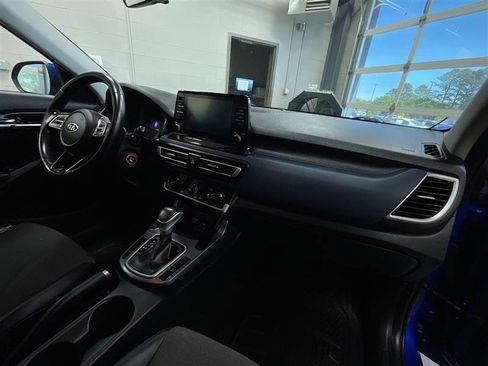 Used 2021 Kia Seltos S image 26