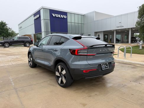 Certified 2023 Volvo C40 P8 Recharge Ultimate w/ Protection Package Premier AWD/4WD image 4