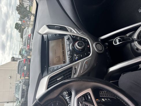 Used 2014 Hyundai Veloster w/ Style Package 02 FWD image 5