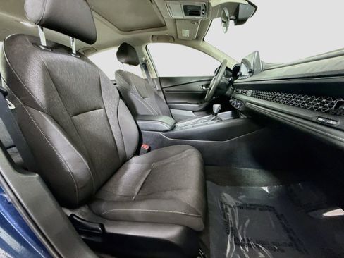 Used 2023 Honda Accord EX image 29