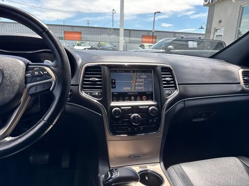 Used 2015 Jeep Grand Cherokee Limited AWD/4WD image 17