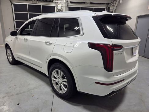 Used 2023 Cadillac XT6 Luxury FWD image 9