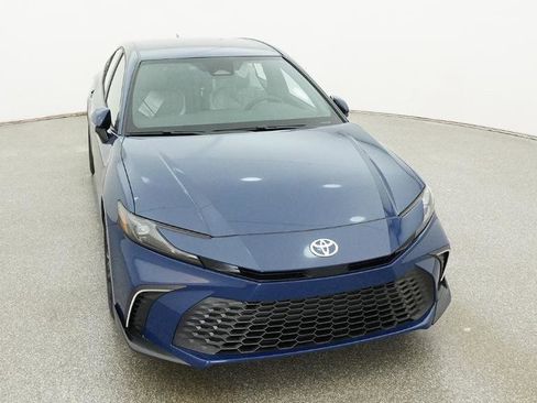 New 2026 Toyota Camry SE FWD image 17