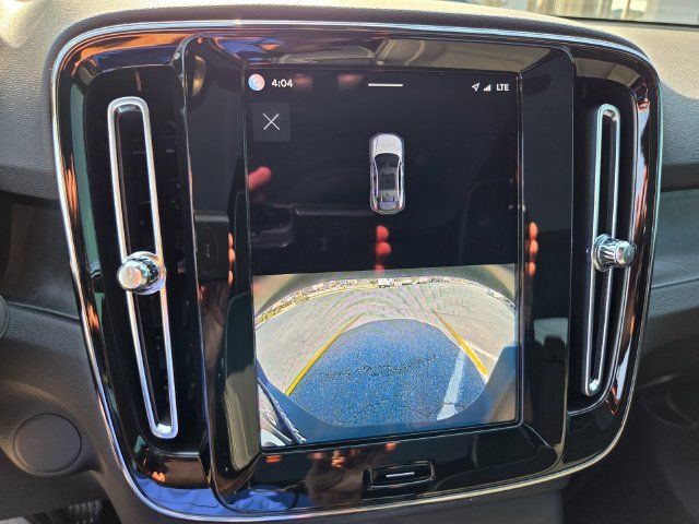 Certified 2023 Volvo C40 P8 Recharge Ultimate AWD/4WD image 31