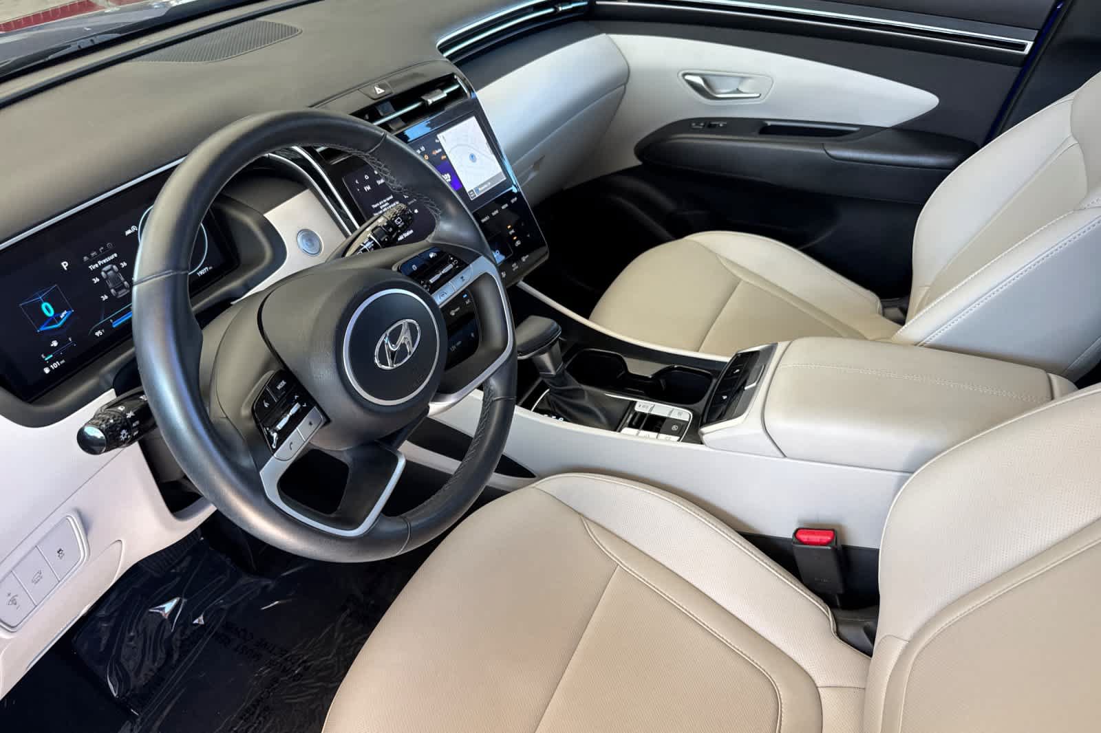 Used 2024 Hyundai Tucson SEL w/ Convenience Package FWD image 11