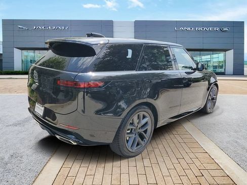 Used 2026 Land Rover Range Rover Sport Dynamic SE AWD/4WD image 4