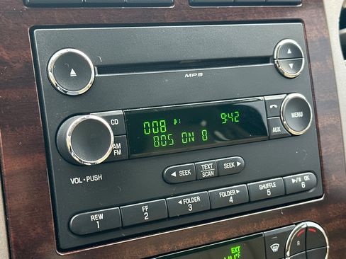 Used 2011 Ford Expedition XLT w/ 201A Rapid Spec Order Code image 18