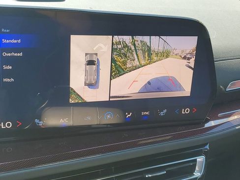 New 2026 Chevrolet Traverse Z71 w/ Enhanced Driving Package image 27