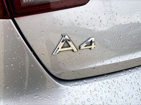 Used 2017 Audi A4 2.0T Premium image 26