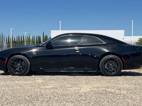 Used 2024 Dodge Charger Daytona R/T w/ Plus Group AWD/4WD image 6