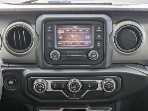 Used 2021 Jeep Wrangler Unlimited Sport AWD/4WD image 17