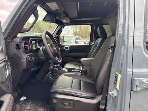 New 2026 Jeep Wrangler Unlimited Rubicon 392 image 19
