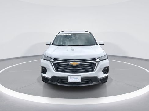 Used 2023 Chevrolet Traverse LT AWD/4WD image 3