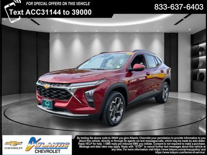 Used 2024 Chevrolet Trax LT w/ Driver Confidence Package