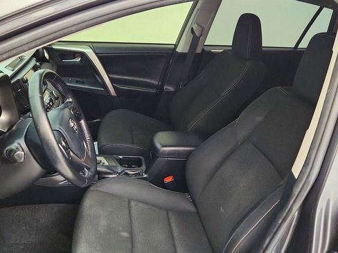 Used 2018 Toyota RAV4 XLE image 20