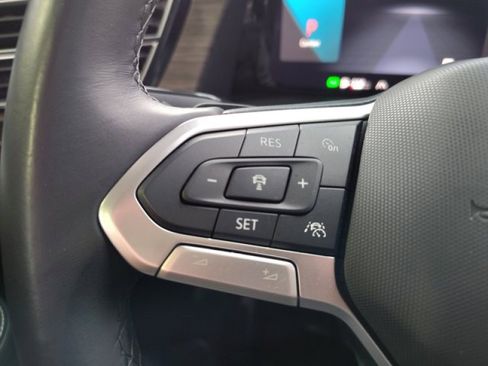 Used 2024 Volkswagen Atlas SEL Premium R-Line image 29