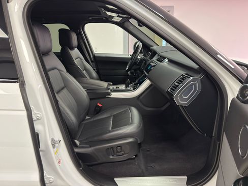 Used 2021 Land Rover Range Rover Sport HSE Dynamic image 10