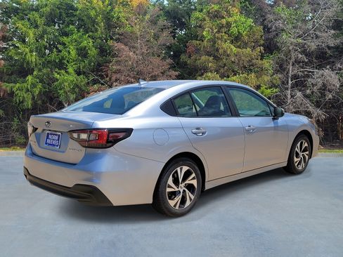 Used 2025 Subaru Legacy Premium image 15