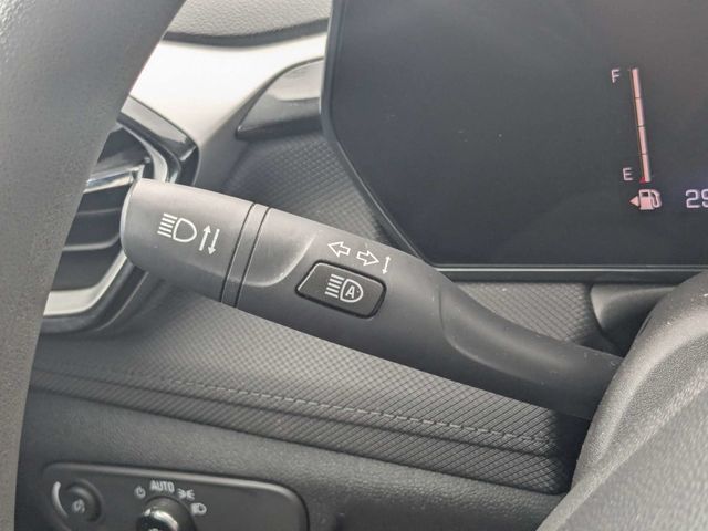 Used 2025 Chevrolet TrailBlazer LT FWD image 23