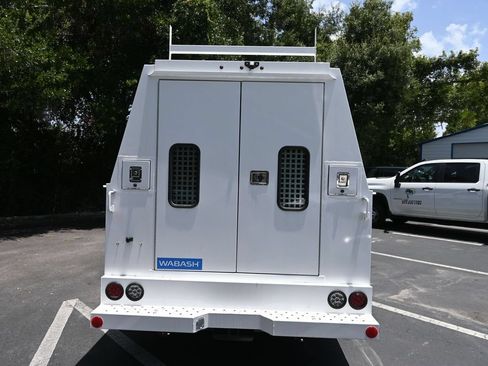 New 2025 Chevrolet Express 3500 w/ Power Convenience Package RWD image 4