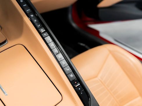 Used 2023 Chevrolet Corvette Stingray Premium Conv w/ Z51 Performance Package image 39