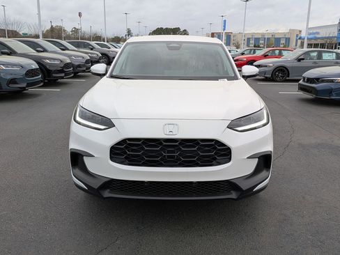 New 2026 Honda HR-V LX image 8