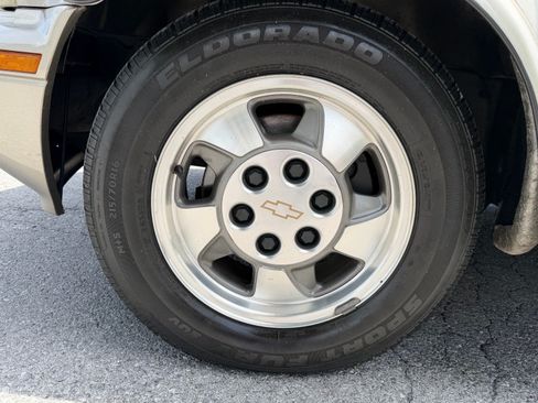 Used 2003 Chevrolet Astro RWD image 7