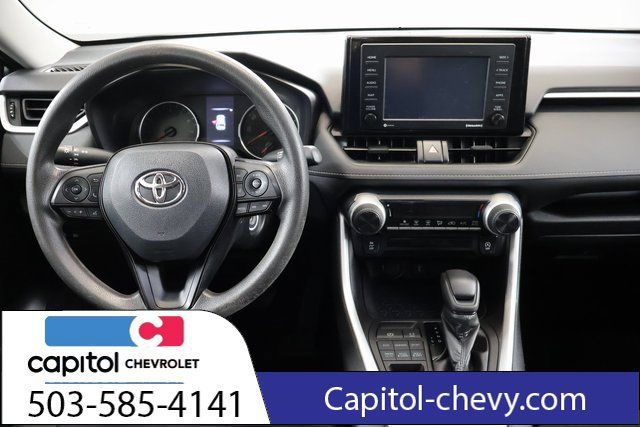 Used 2022 Toyota RAV4 LE AWD/4WD image 14