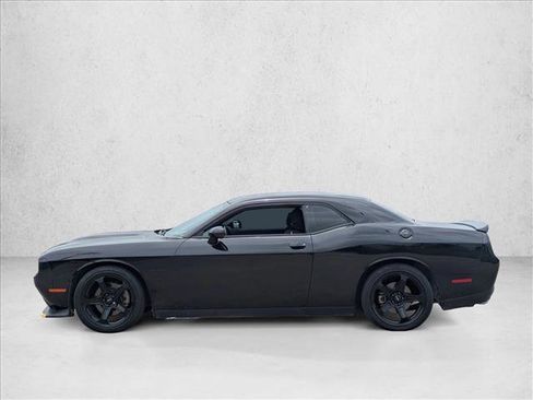 Used 2022 Dodge Challenger R/T w/ Blacktop Package RWD image 9