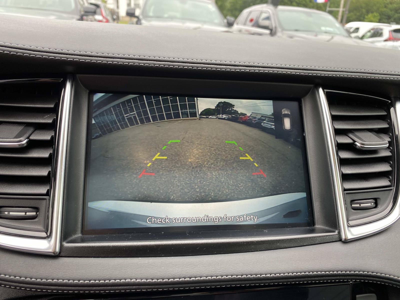 Used 2023 INFINITI QX50 Luxe AWD/4WD image 14