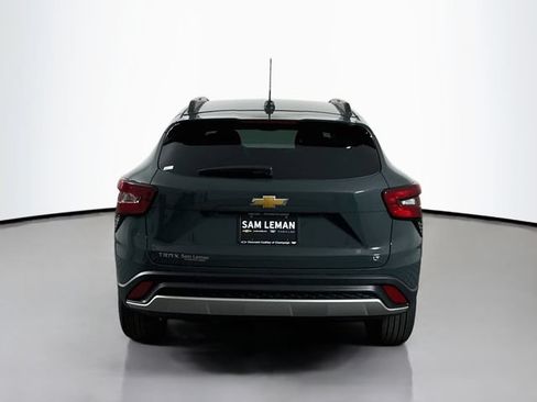 New 2026 Chevrolet Trax LT w/ LT Convenience Package FWD image 6