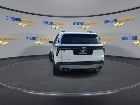 New 2026 Chevrolet Traverse LT FWD image 7