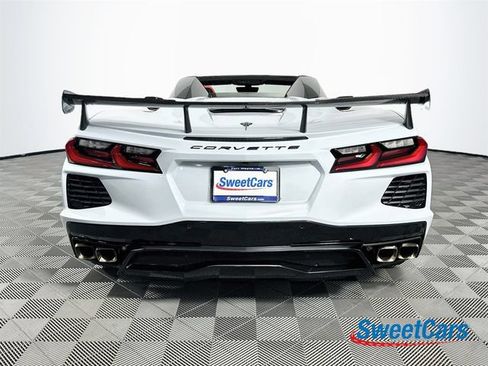 Used 2022 Chevrolet Corvette Stingray Premium Conv w/ Z51 Performance Package RWD image 6