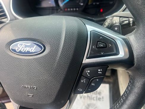 Used 2020 Ford Edge Titanium w/ Equipment Group 301A AWD/4WD image 27