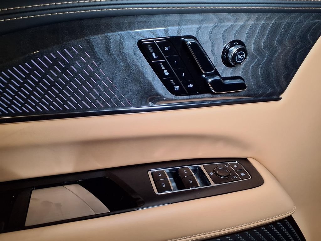 Used 2026 Cadillac Escalade IQL Sport 2 w/ LPO, Premium Carpet Package AWD/4WD image 15