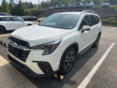 Used 2023 Subaru Ascent Limited AWD/4WD image 3