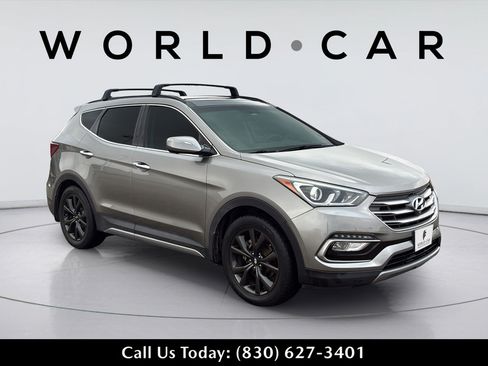 Used 2018 Hyundai Santa Fe Sport FWD image 16