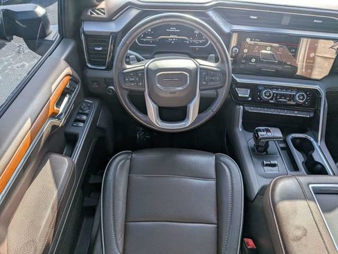 Used 2022 GMC Sierra 1500 Denali w/ Denali Reserve Package RWD image 16