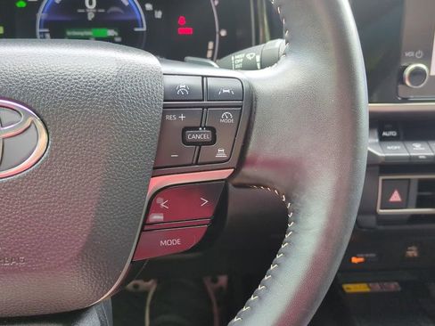 Certified 2025 Toyota Camry SE w/ Convenience Package image 22