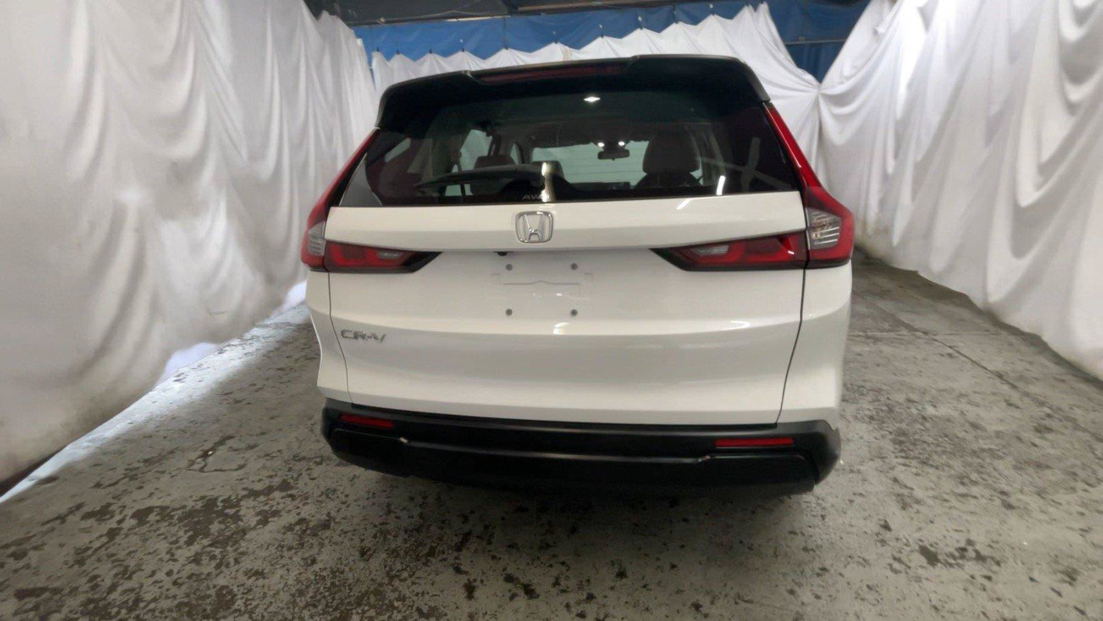 Used 2024 Honda CR-V LX image 8