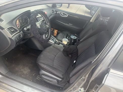 Used 2017 Nissan Sentra SV image 12