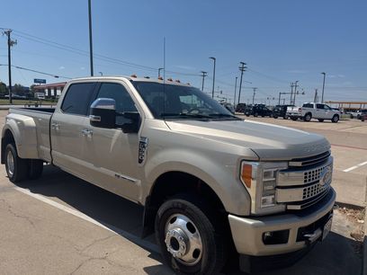 Used 2017 Ford F350 Platinum w/ Platinum Ultimate Package