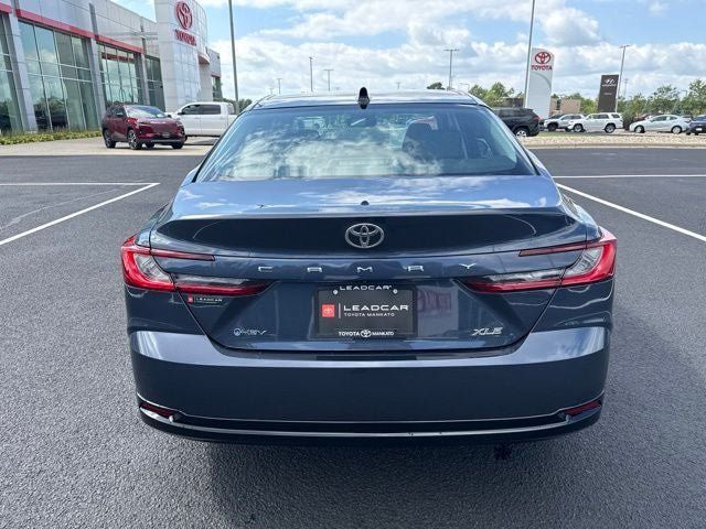 Used 2026 Toyota Camry XLE FWD image 9