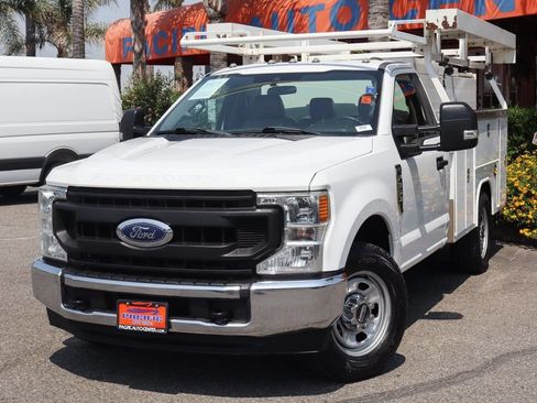 Used 2020 Ford F350 XL w/ Power Equipment Group RWD image 4