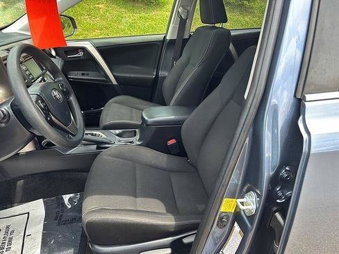 Used 2014 Toyota RAV4 XLE AWD/4WD image 11