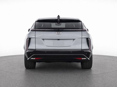Certified 2024 Cadillac Lyriq Luxury AWD/4WD image 6