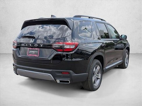 New 2026 Honda Pilot EX-L image 2
