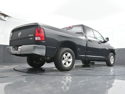 Used 2018 RAM 1500 Classic SLT AWD/4WD image 30