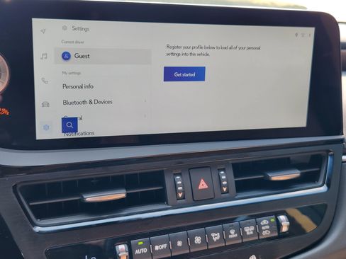 New 2025 Lexus ES 300h w/ Premium Package image 16